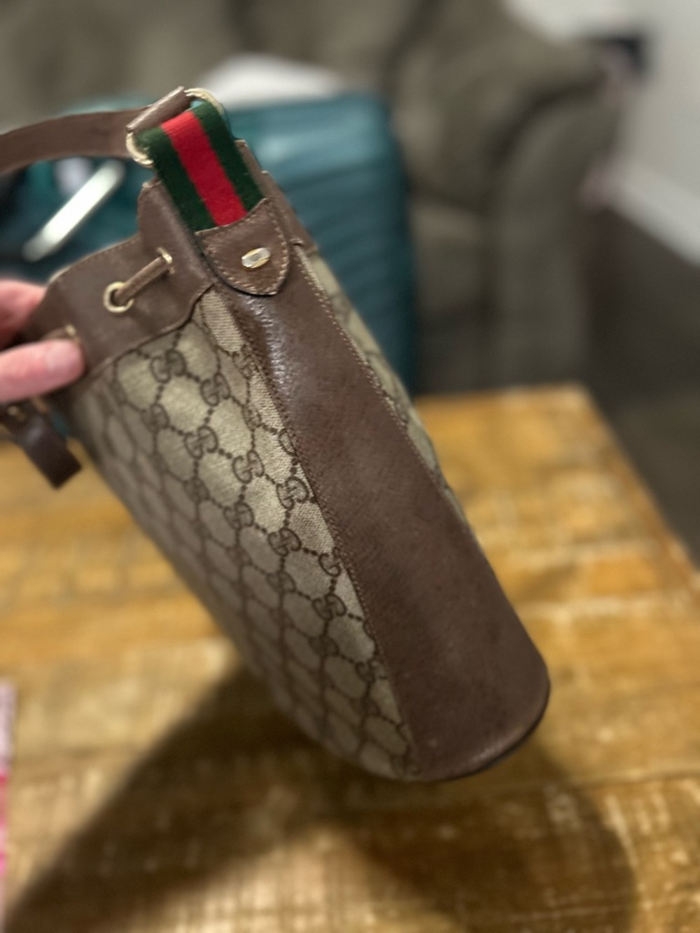 Authentic Gucci Brown GG Supreme Drawstring Crossbody Bucket Bag vintage - Picture 10 of 15